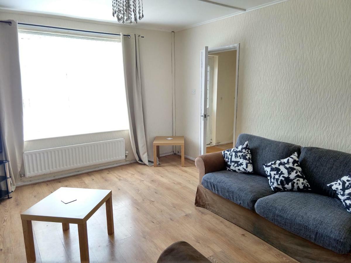 Rowe Gardens - Self Catering - Guesthouse Style - Comfortable Twin Or Double Rooms - Quiet Residential Area Workington Luaran gambar