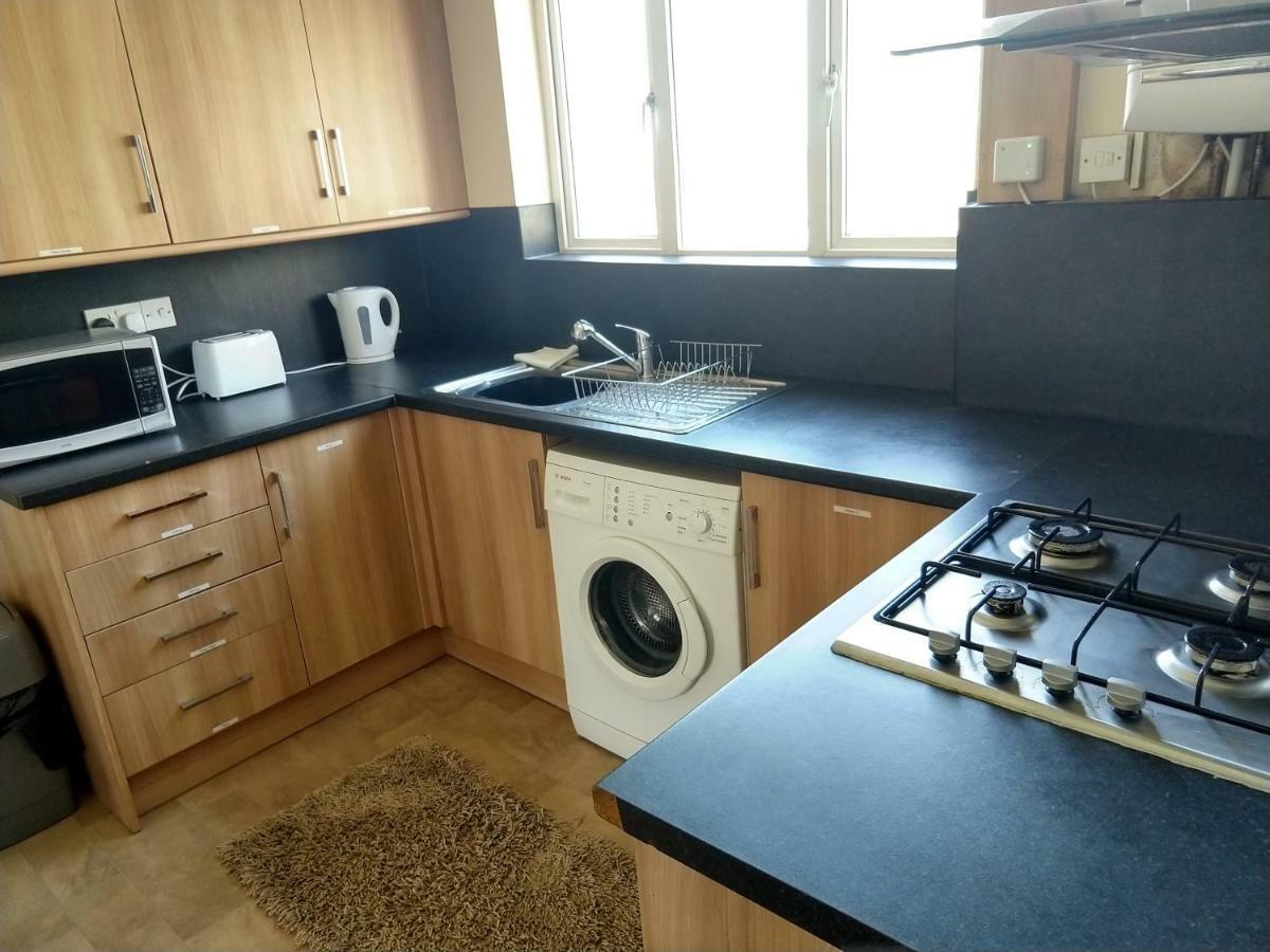 Rowe Gardens - Self Catering - Guesthouse Style - Comfortable Twin Or Double Rooms - Quiet Residential Area Workington Luaran gambar