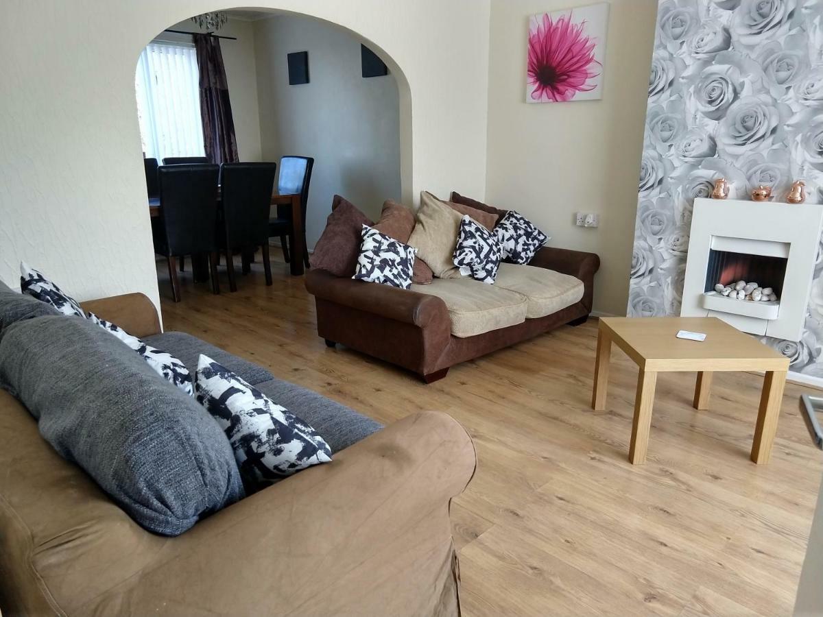 Rowe Gardens - Self Catering - Guesthouse Style - Comfortable Twin Or Double Rooms - Quiet Residential Area Workington Luaran gambar